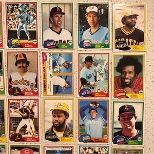 (42) 1981 Topps Baseball Cards Steve Carlton Steve Garvey Molitor Yastrzemski